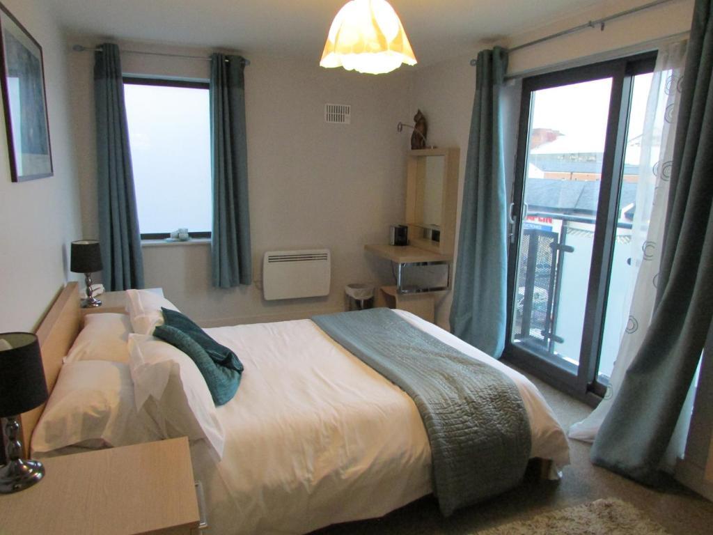 Cheltenham Luxury Apartments Стая снимка